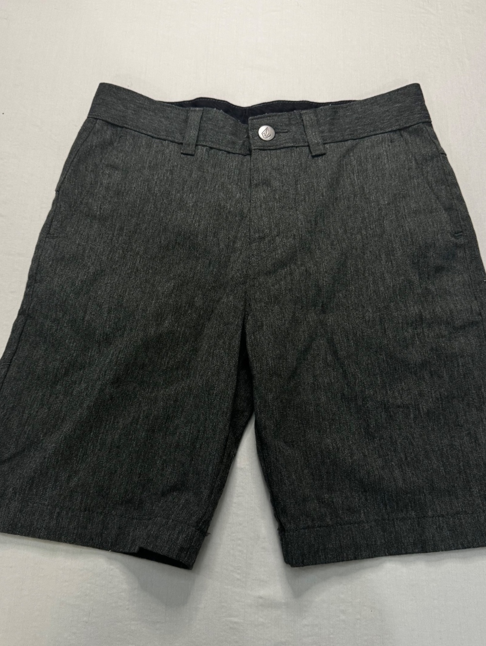 Volcom Men’s Chino Shorts Size 27 Charcoal Gray 10” Inseam Skate Surf